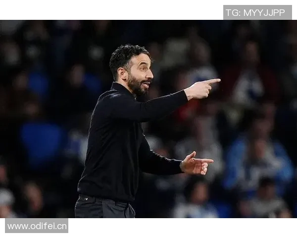 约克雷斯助攻伊萨克错失良机队友解围让人心痛